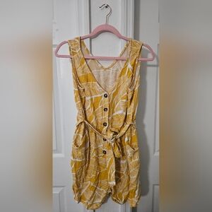 Yellow Leaf Print Sleeveless Romper